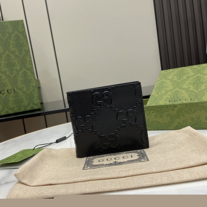 G*u*i wallets & purse